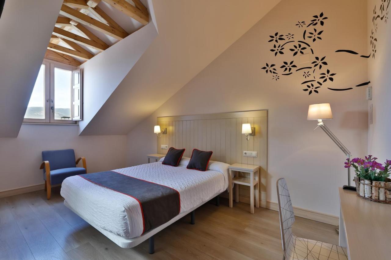 Hostal La Chata By Vivere Stays San Ildefonso 외부 사진